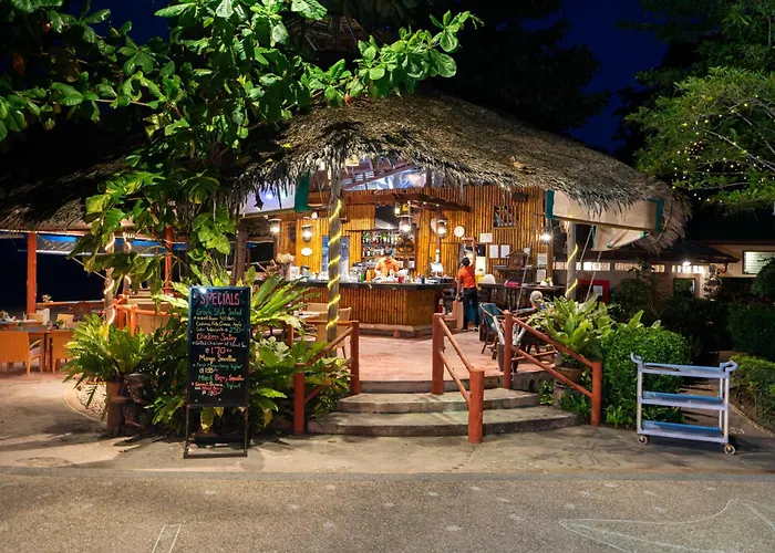 Friendship Beach Resort & Atmanjai Wellness Centre
